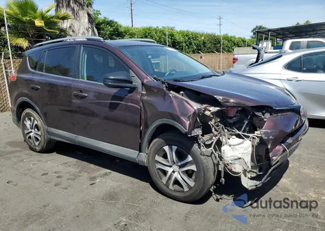 2017 Toyota Rav4 Le z USA, uszkodzony, nr VIN 2T3ZFREV4HW344033